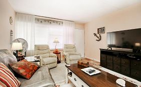 Gold Coast Condos 105